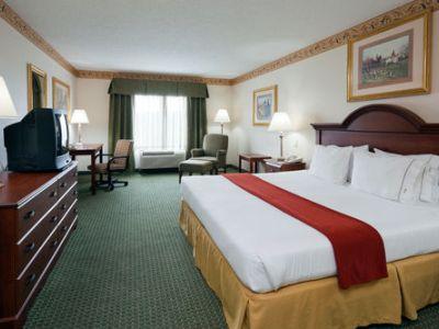 Express By Ihg Hotel 3*