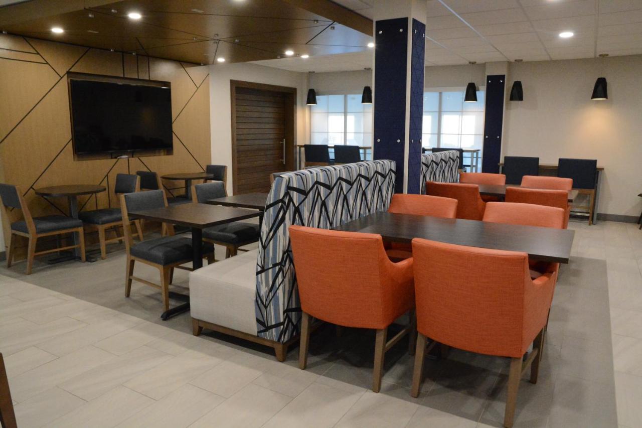 Express By Ihg Hotel